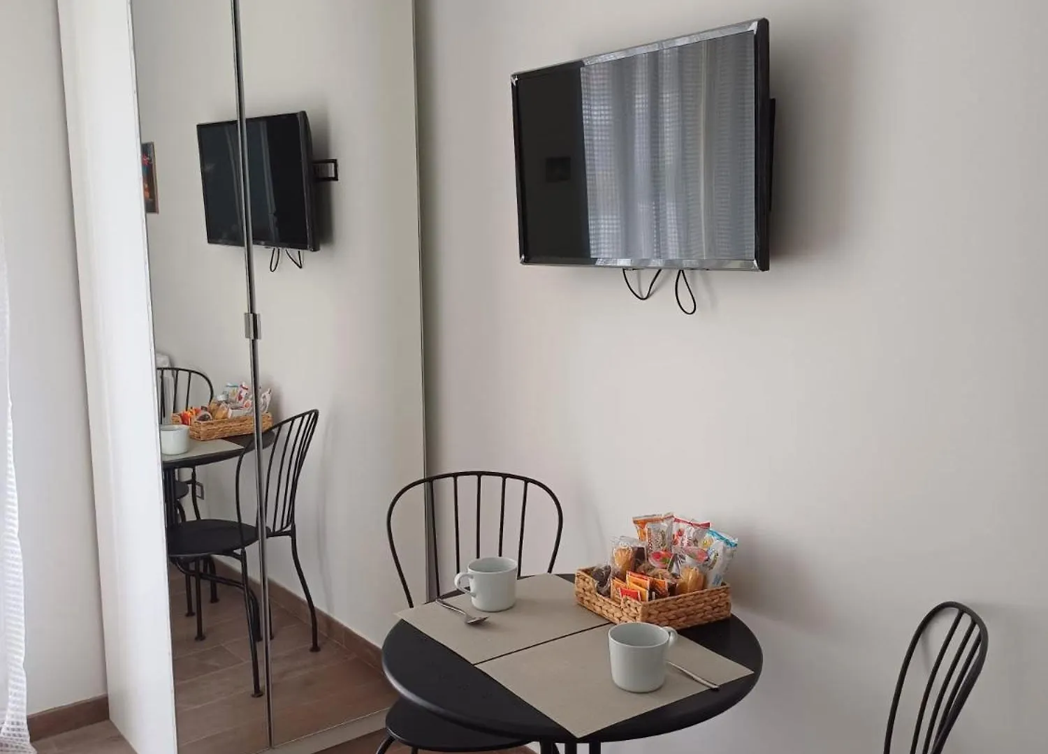 Apartment Le Casette Di Lam Naples
